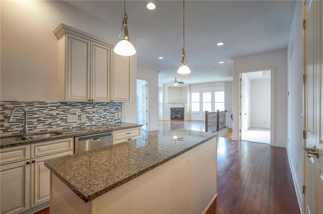 15581 S Hillside Street 4101, Olathe, KS 66062