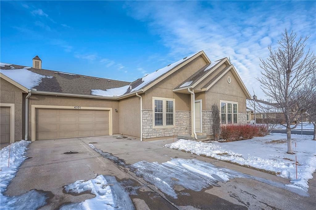 15581 S Hillside Street 4101, Olathe, KS 66062