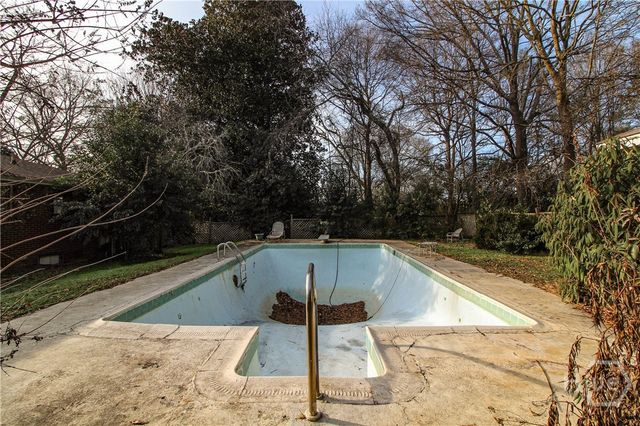 921 Highway 72 E, Comer, GA 30629