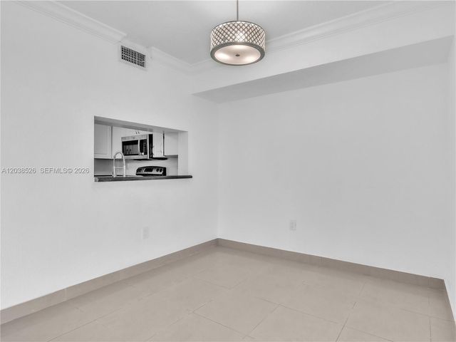 2075 SW 122nd Avenue 304, Miami, FL 33175