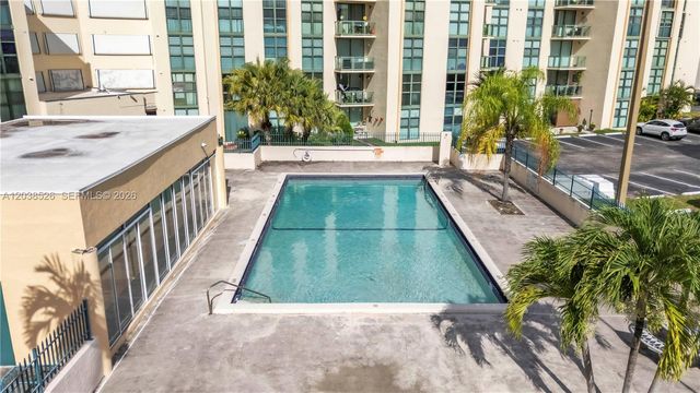 2075 SW 122nd Avenue 304, Miami, FL 33175