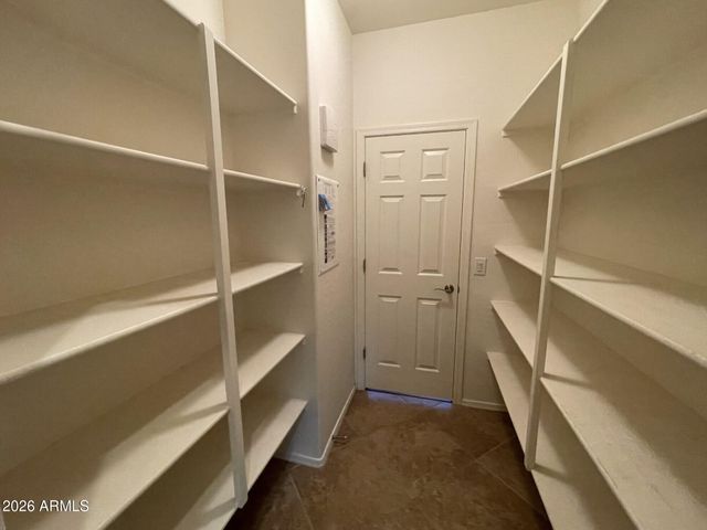 668 W STANLEY Avenue, Queen Creek, AZ 85140