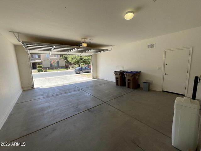668 W STANLEY Avenue, Queen Creek, AZ 85140