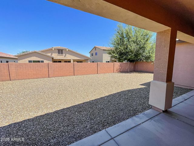 668 W STANLEY Avenue, Queen Creek, AZ 85140