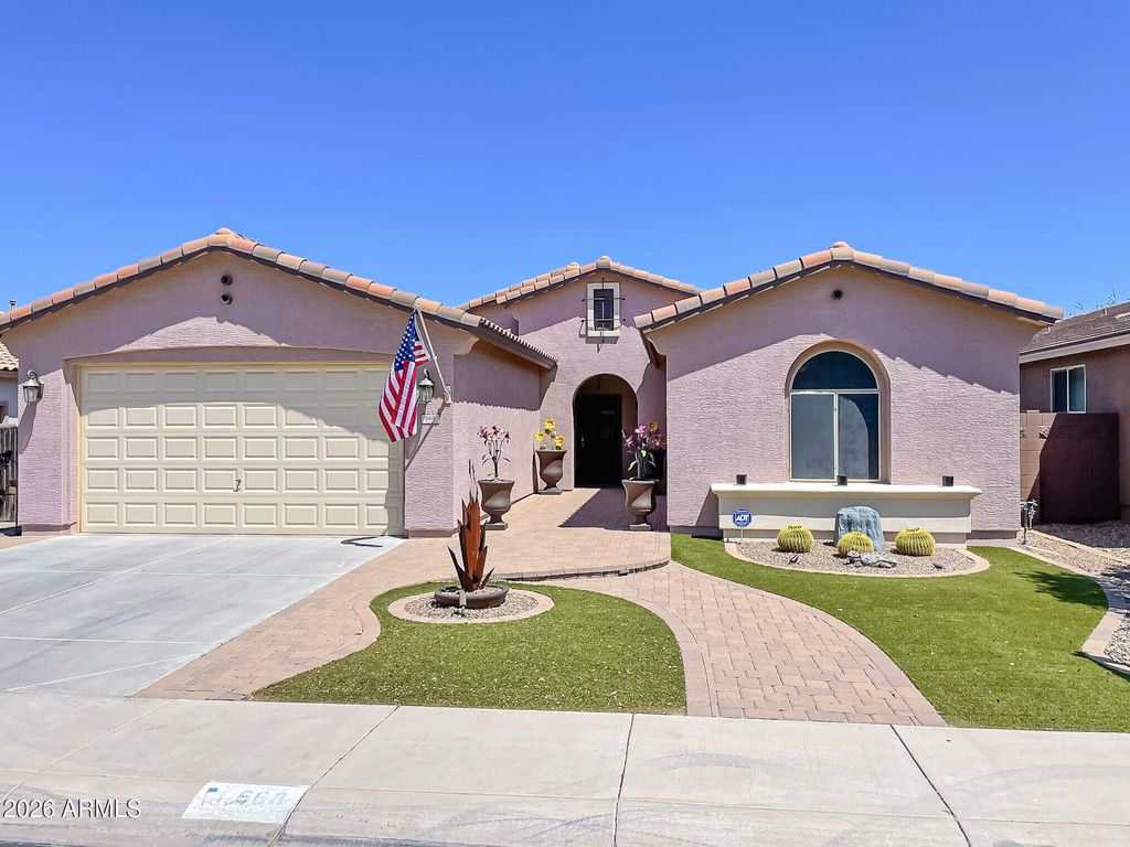 668 W STANLEY Avenue, Queen Creek, AZ 85140