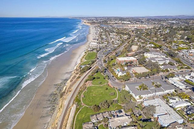 155 15th St 19, Del Mar, CA 92014