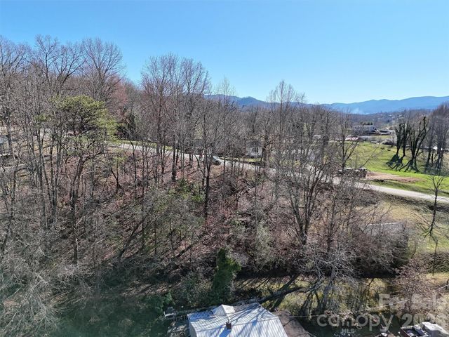 131 Skyline Drive 31, Canton, NC 28716
