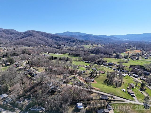 131 Skyline Drive 31, Canton, NC 28716