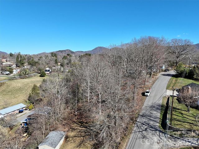131 Skyline Drive 31, Canton, NC 28716