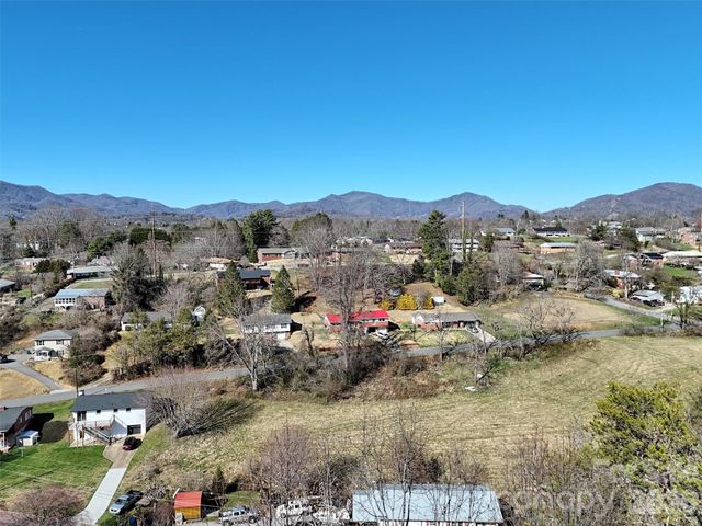 131 Skyline Drive 31, Canton, NC 28716