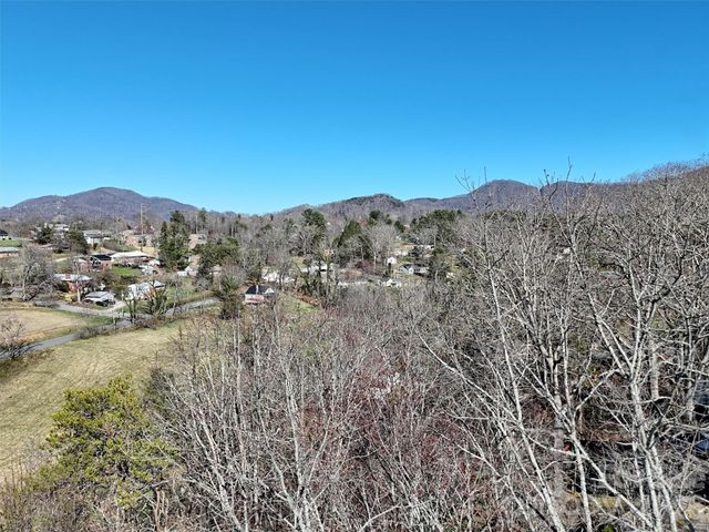 131 Skyline Drive 31, Canton, NC 28716