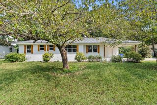 324 S Center Street, Conway, AR 72034