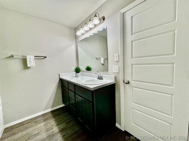 1014 Raven Drive, Claremore, OK 74019
