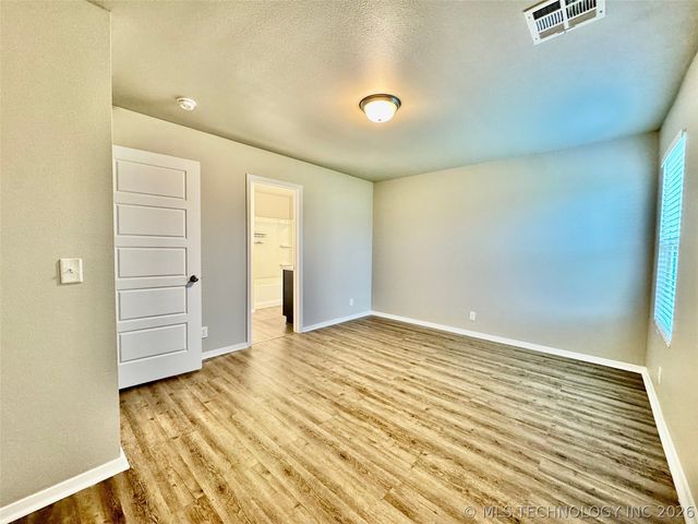1014 Raven Drive, Claremore, OK 74019