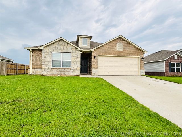 1014 Raven Drive, Claremore, OK 74019