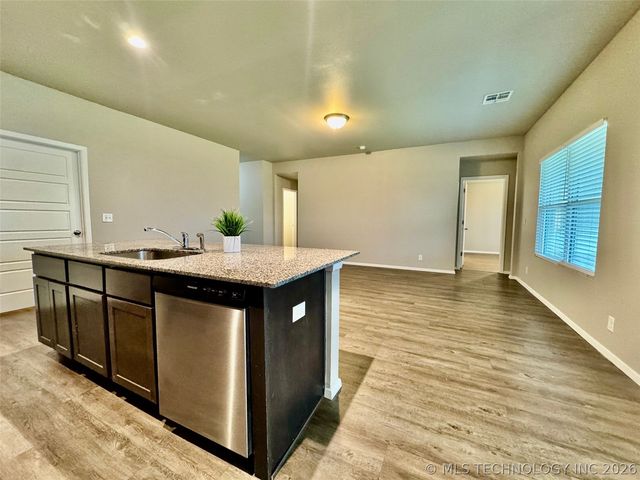 1014 Raven Drive, Claremore, OK 74019
