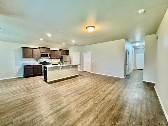 1014 Raven Drive, Claremore, OK 74019