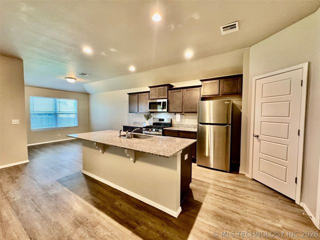 1014 Raven Drive, Claremore, OK 74019