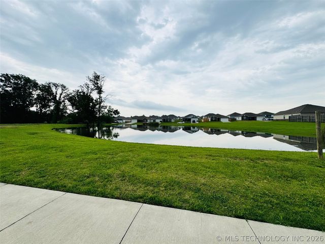 1014 Raven Drive, Claremore, OK 74019