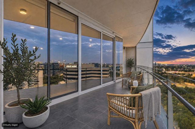 3130 N Harwood Street 1905, Dallas, TX 75201