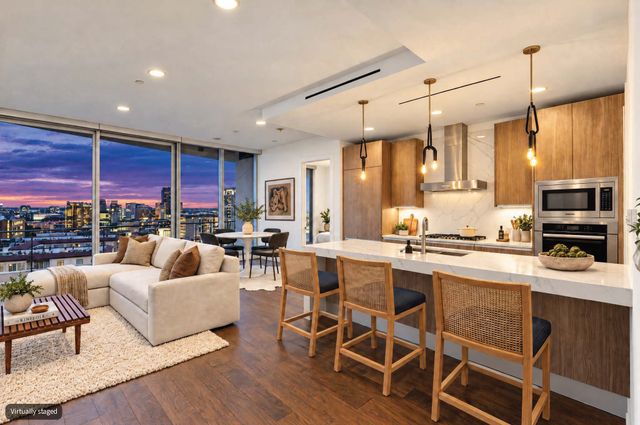 3130 N Harwood Street 1905, Dallas, TX 75201