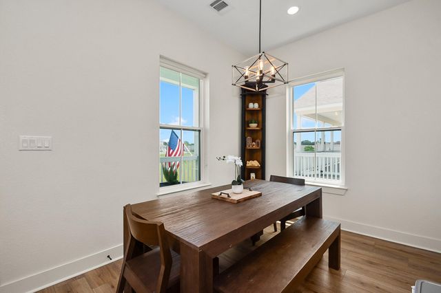 2527 103rd Street, Galveston, TX 77554
