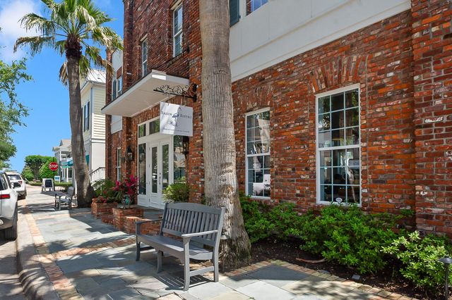 2527 103rd Street, Galveston, TX 77554