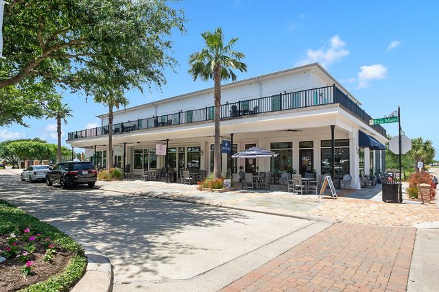 2527 103rd Street, Galveston, TX 77554