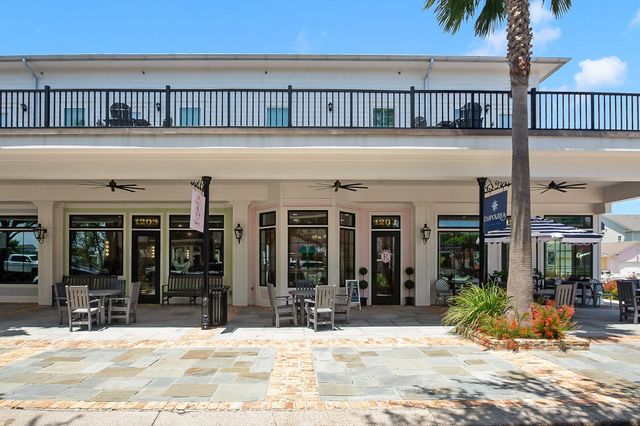 2527 103rd Street, Galveston, TX 77554