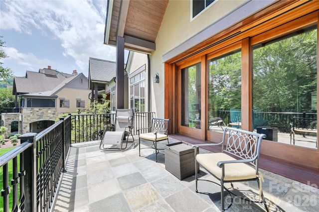 14 Foxbridge Way 34A, Arden, NC 28704