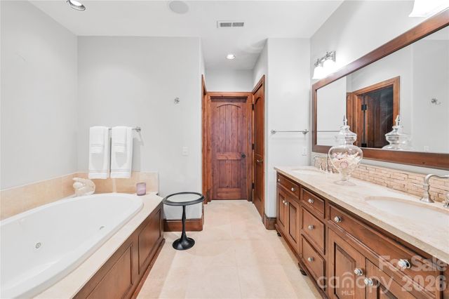 14 Foxbridge Way 34A, Arden, NC 28704