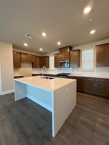11501 Lagarto Way, Rancho Cordova, CA 95742