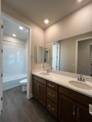 11501 Lagarto Way, Rancho Cordova, CA 95742