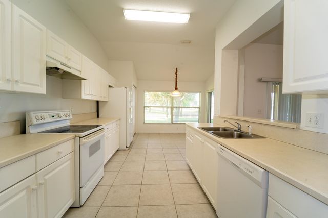 957 Windward Way, St Augustine, FL 32080