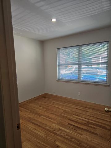 6414 Neff Street, Houston, TX 77074