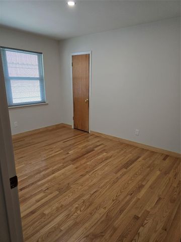 6414 Neff Street, Houston, TX 77074