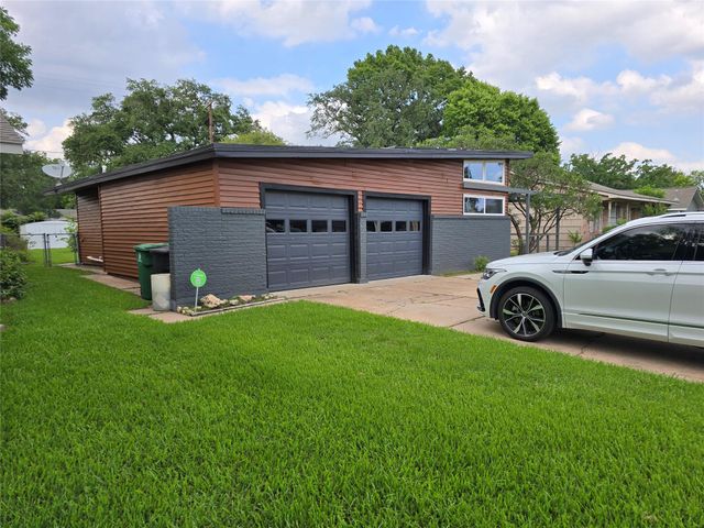 6414 Neff Street, Houston, TX 77074