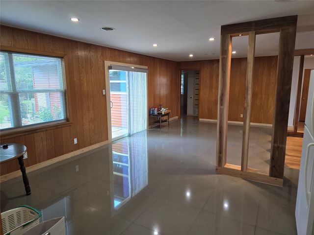 6414 Neff Street, Houston, TX 77074