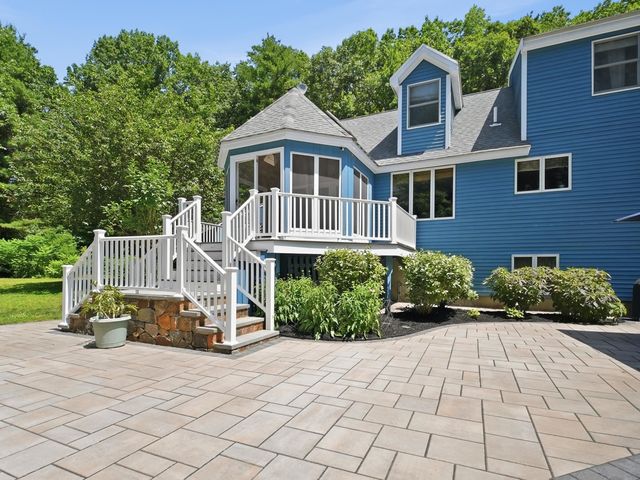 3 Indian Ridge Road, Atkinson, NH 03811