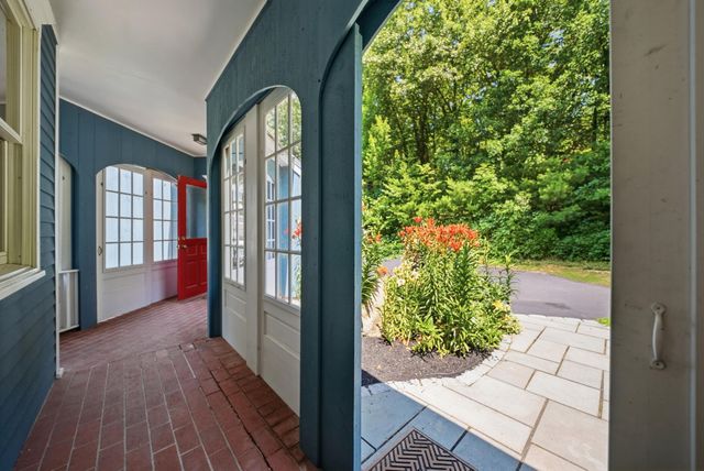 3 Indian Ridge Road, Atkinson, NH 03811