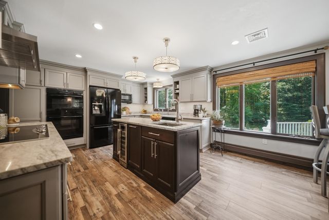 3 Indian Ridge Road, Atkinson, NH 03811