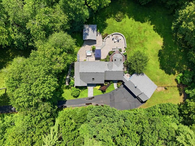 3 Indian Ridge Road, Atkinson, NH 03811