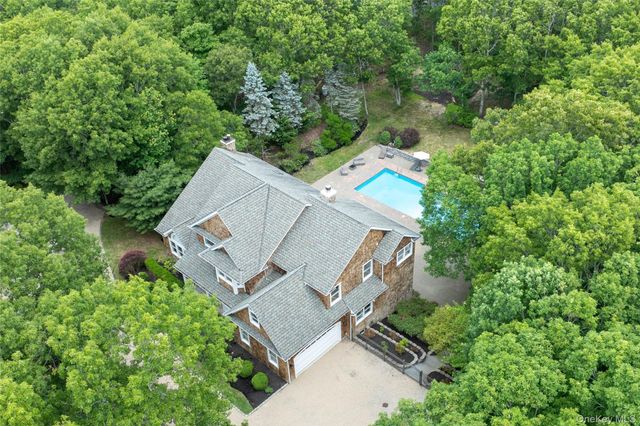 1999 Deerfield Road, Water Mill, NY 11976