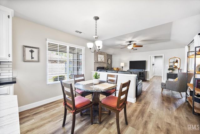 13620 Table Rock Avenue, Bakersfield, CA 93314