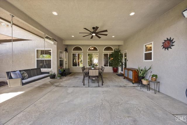 13620 Table Rock Avenue, Bakersfield, CA 93314