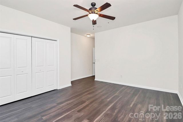 1654 Walnut View Drive, Charlotte, NC 28208