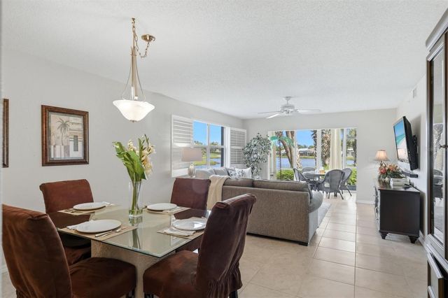 9320 CLUBSIDE CIRCLE 2108, Sarasota, FL 34238