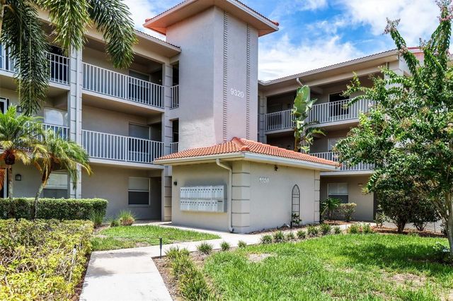 9320 CLUBSIDE CIRCLE 2108, Sarasota, FL 34238