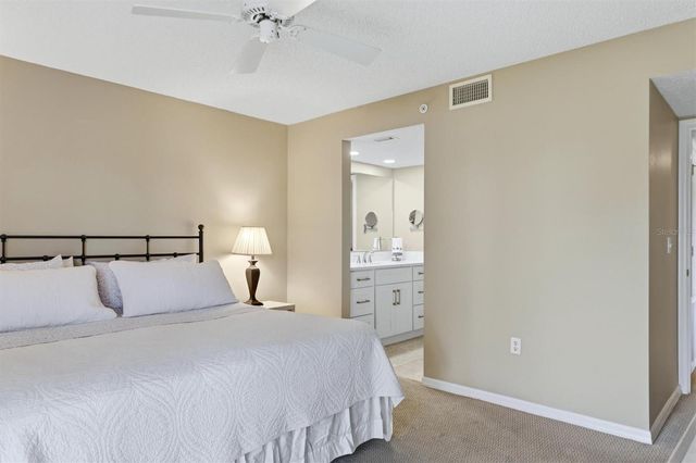 9320 CLUBSIDE CIRCLE 2108, Sarasota, FL 34238