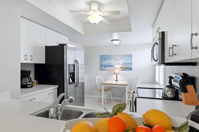 9320 CLUBSIDE CIRCLE 2108, Sarasota, FL 34238